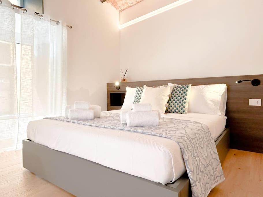 Suite Di Lusso - 50Mt Dal Mare - Free Wifi - Ac Albisola Superiore Esterno foto