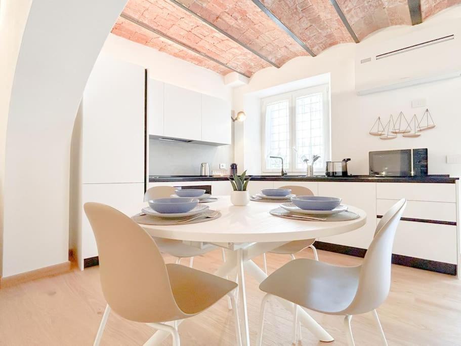 Suite Di Lusso - 50Mt Dal Mare - Free Wifi - Ac Albisola Superiore Esterno foto